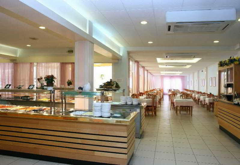 喜悦皮内达斯普拉西酒店 Costa Brava 外观 照片