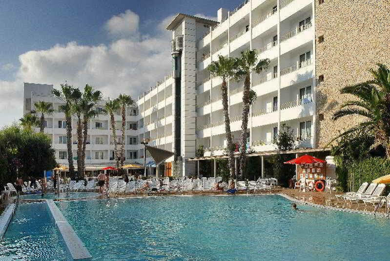 喜悦皮内达斯普拉西酒店 Costa Brava 外观 照片